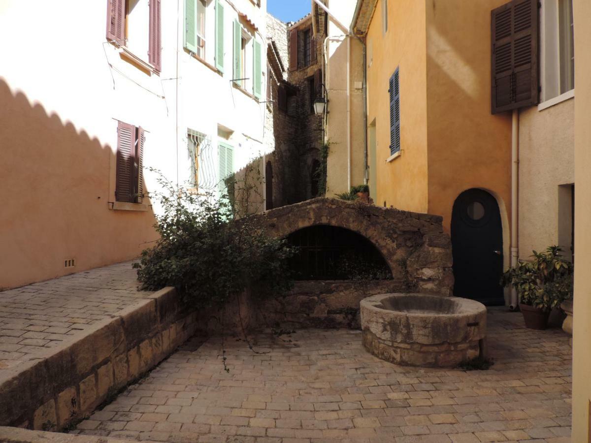 Le Logis De La Fontaine Daire Ceyreste Dış mekan fotoğraf
